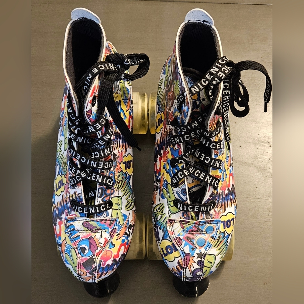 Multicolor Comic Print Roller Skates for Women